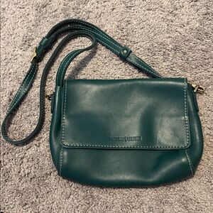 Portland Leather Peacock Medium Metro Crossbody Bag